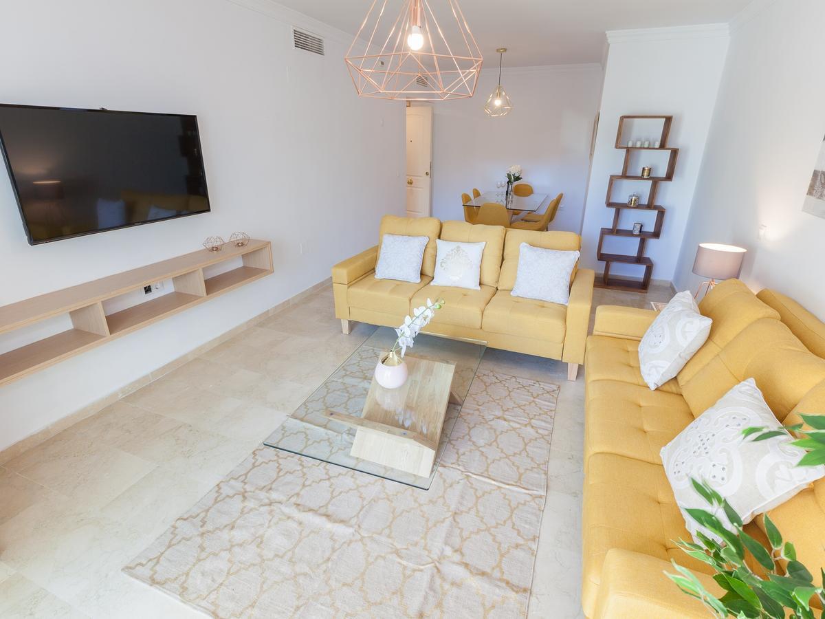 Vacation Marbella I Contemporary Central Apartment, Swimming-Pool, 24-7 Security, A Minute From The Marina, The Sea And Luxury Shopping Exteriér fotografie